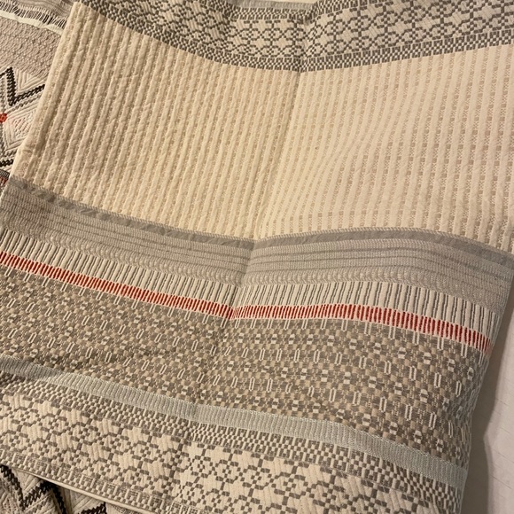 King size duvet cover set with two king shams - Picture 3 of 3